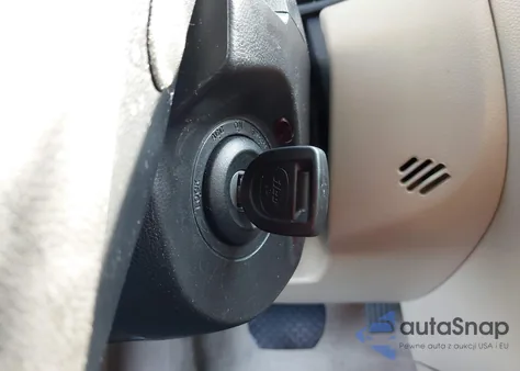 2007 Mazda Mazda3 I Sport из США, поврежденный, VIN JM1BK32F271735119